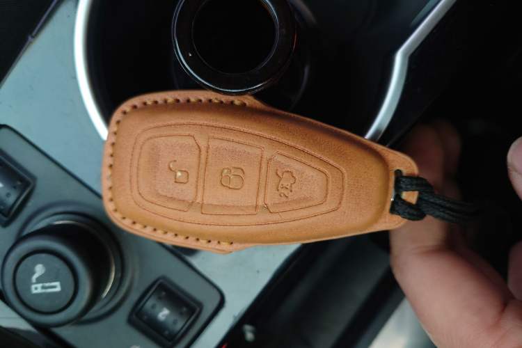 Used Ford Kuga 2013 2.0L GTDi Four-Wheel-Drive Sport Model
