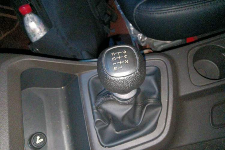 Used Wuling Hongguang V 2022 1.5L Jingqu Edition Electric-Assist LAR