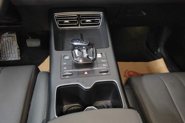 Used BYD Song Pro New Energy 2025 Second-Generation Intelligent Driving Version DM-i 115KM Excellence Edition Gear Lever