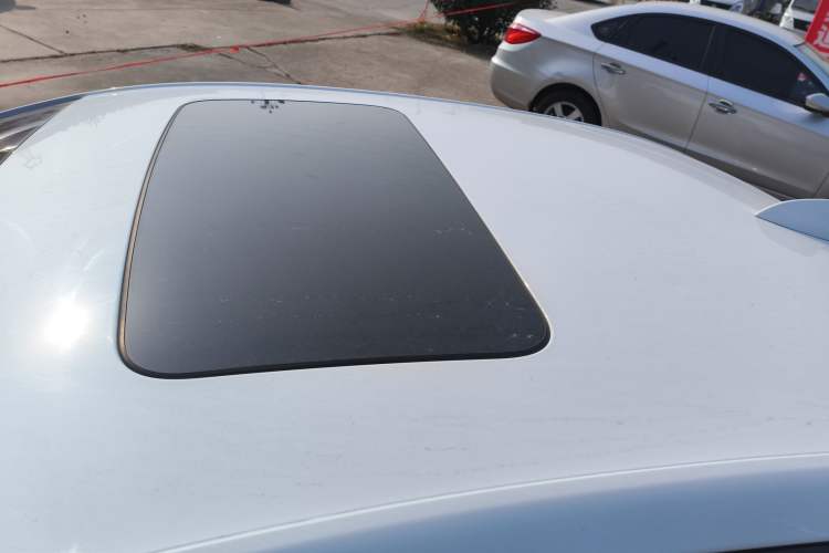 Used Buick GT 2019 18T Automatic Connected Elite Model China VI Standard Roof