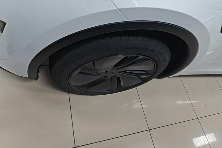 Used Tesla Model Y 2026 Rear-Drive Model