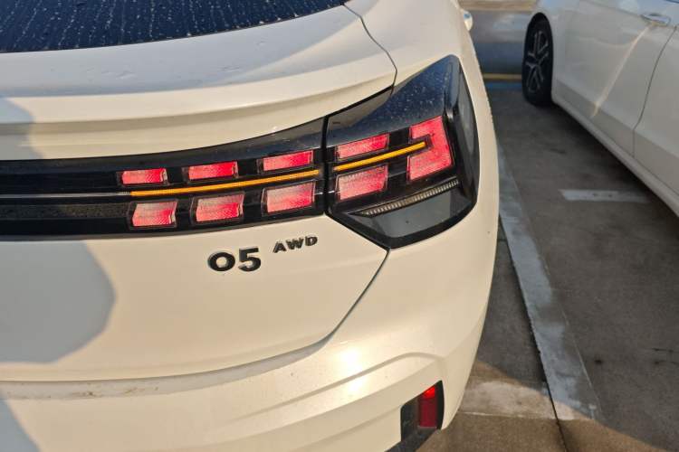 Used Lynk & Co 05 2022 2.0TD Four-Wheel Drive Dynamic Halo