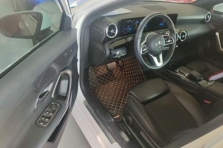 Used Mercedes-Benz A-Class 2021 A 200 Dynamic Edition Driver Seat