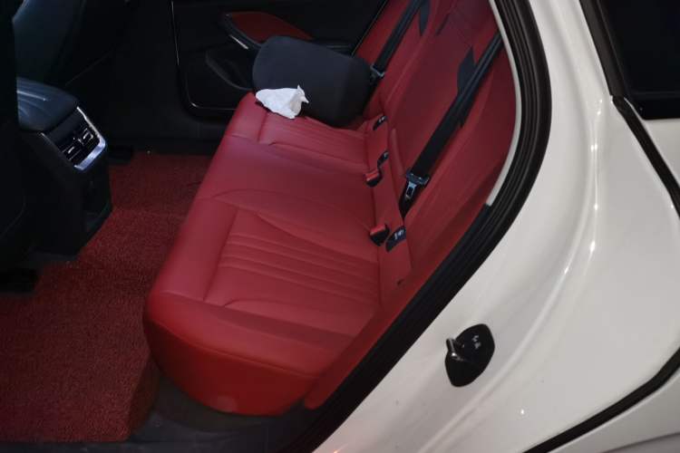 Used Hongqi H6 2024 2.0T ZhiMei Edition