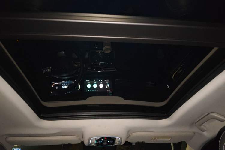 Used EXEED Lanyue 2021 400T Four-Wheel Drive Starlight Pro Edition 7 Seats Headliner