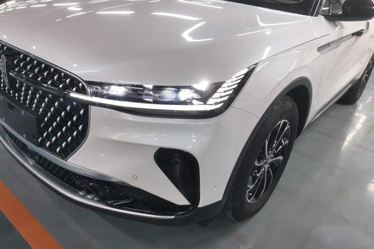 Used Lincoln Nautilus 2023 2.0T Four-Wheel Drive Luxury Edition
