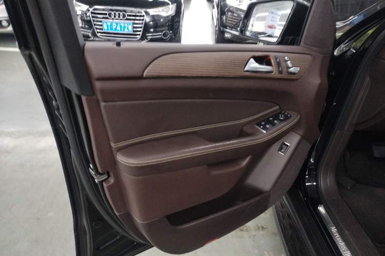 Used Mercedes-Benz GLE 2019 GLE 320 4MATIC Dynamic Edition Prestige Model
