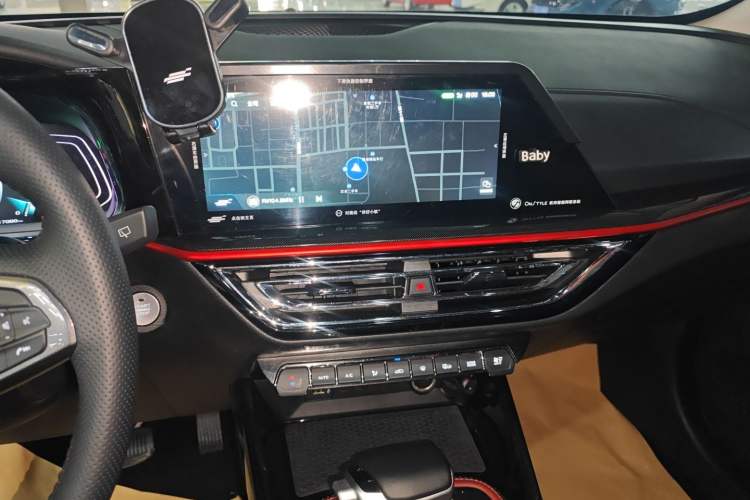 Used CHANGAN OSHAN X5 2021 1.5T DCT Prestige Edition Audio And AC Panel