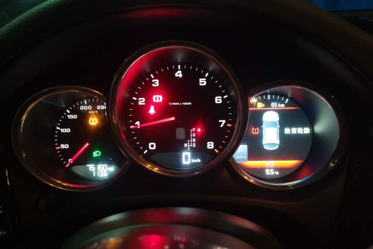 Used Porsche Macan 2017 Macan 2.0T Instrument Cluster