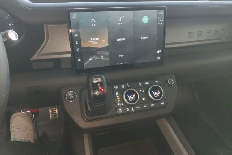 Used Land Rover Defender 2025 110 3.0T P400 X
