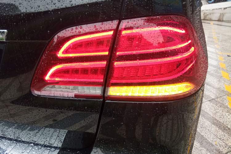 Used Mercedes-Benz GLE 2018 GLE 320 4MATIC Dynamic Edition Collector's Edition Right Rear Taillight