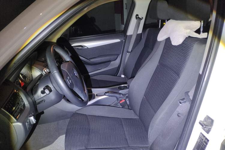 Used BMW X1 2012 sDrive18i Fashion Model Left Front Seat