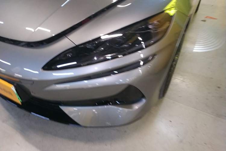 Used Denza Z9 2024 1100 km Four-Wheel Drive Max Version