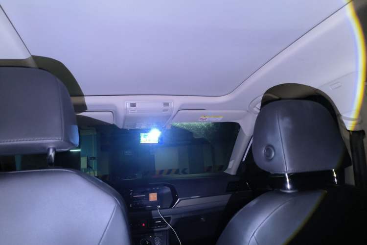 Used Volkswagen Sagitar 2020 280TSI DSG Comfort Version China VI Standard Headliner