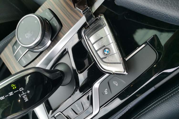 Used BMW 5 Series 2018 530i M Sport Package
