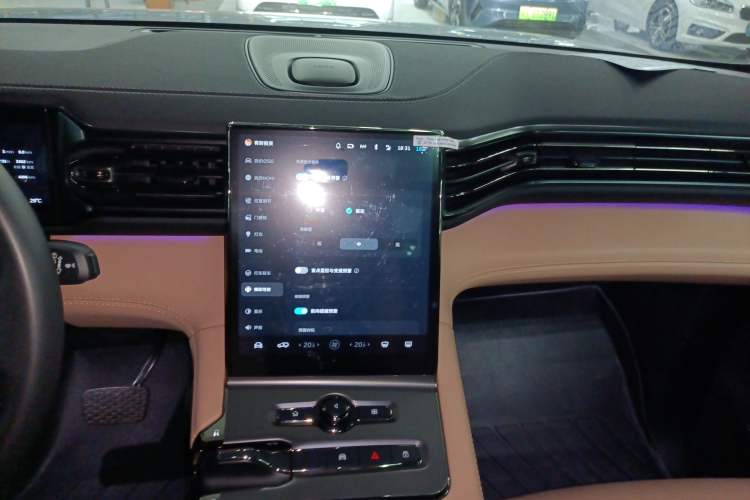 Used Nio ES6 2022 75 kWh Performance Version Audio And AC Panel