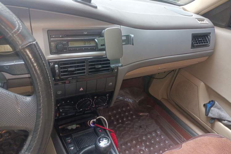 Used Volkswagen Santana Vista 2008 1.8L Manual Sishang Model