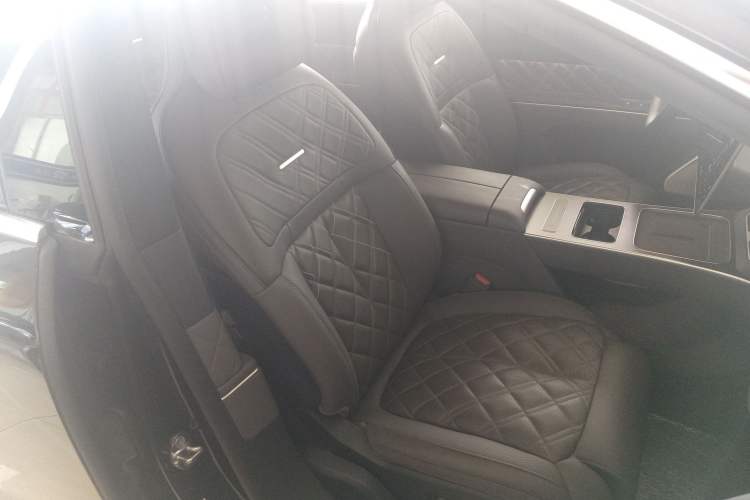 Used Nio ET9 2025 100 kWh
