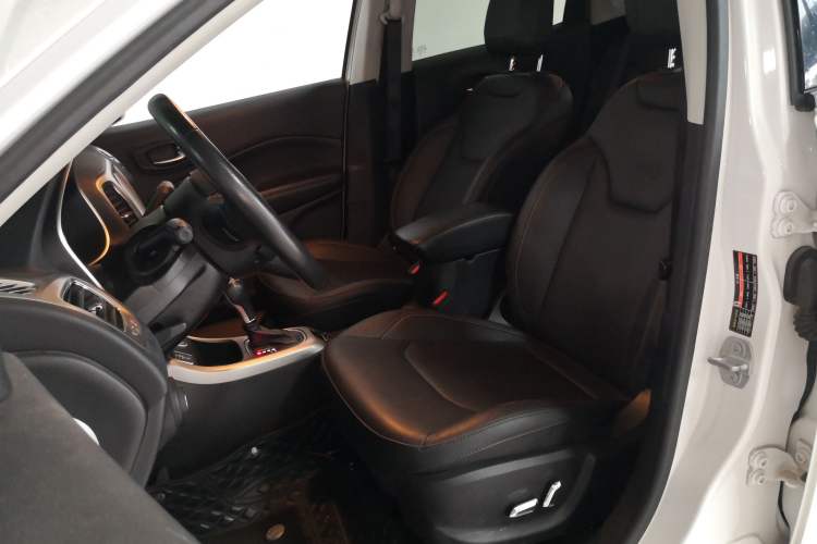 Used Jeep Compass 2017 200T Automatic Family Edition