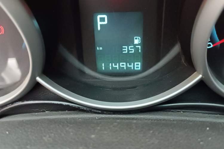 Used Chevrolet Cruze 2013 Hatchback 1.6L Automatic Luxury Model
