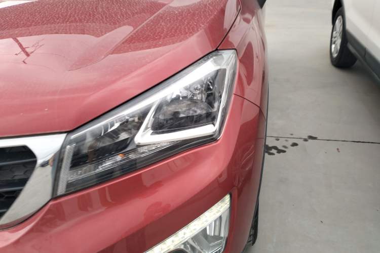 Used CHANGAN CS15 2016 1.5L Manual Fashion Edition