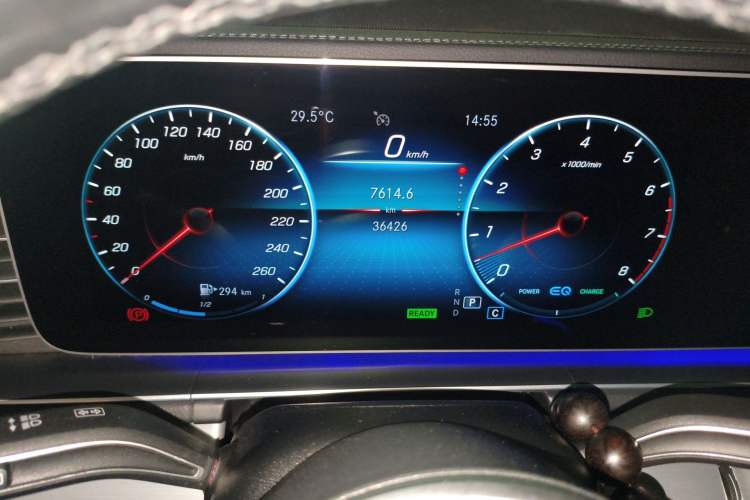 Used Mercedes-Benz GLE 2021 GLE 450 4MATIC Stylish Model Instrument Cluster