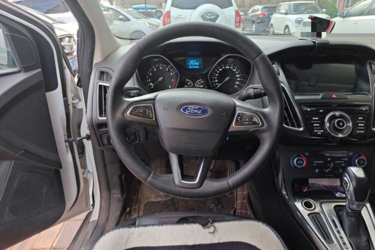 Used Ford Focus 2015 Sedan 1.6L Automatic Trend Model
