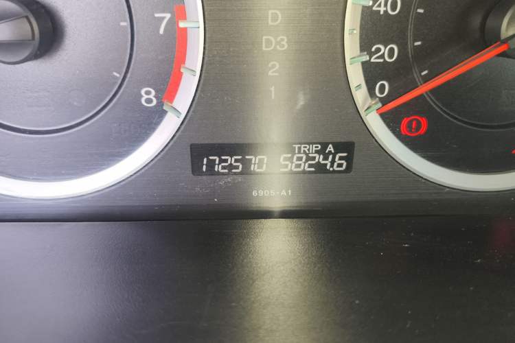 Used Honda Accord 2011 2.4L LX