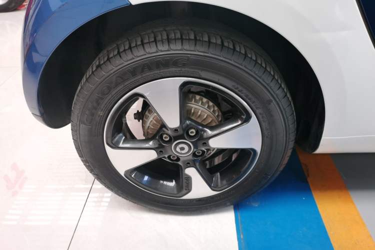 Used smart fortwo 2018 1.0L 52kW Hardtop Passion Edition China V Standard
