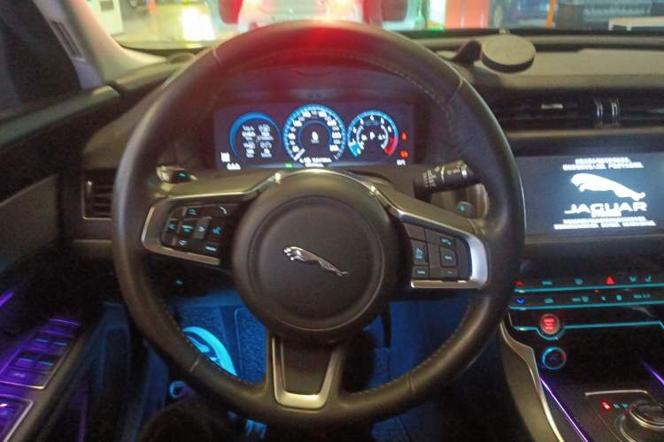 Used Jaguar XFL 2020 XFL 2.0T P200 Two-Wheel-Drive Elite Edition
