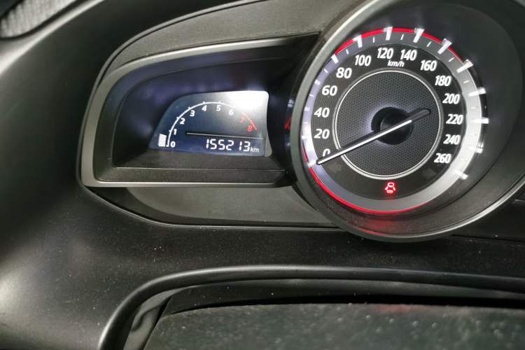 Used Mazda 3 Axela 2016 Sedan 1.5L Manual Luxury Model