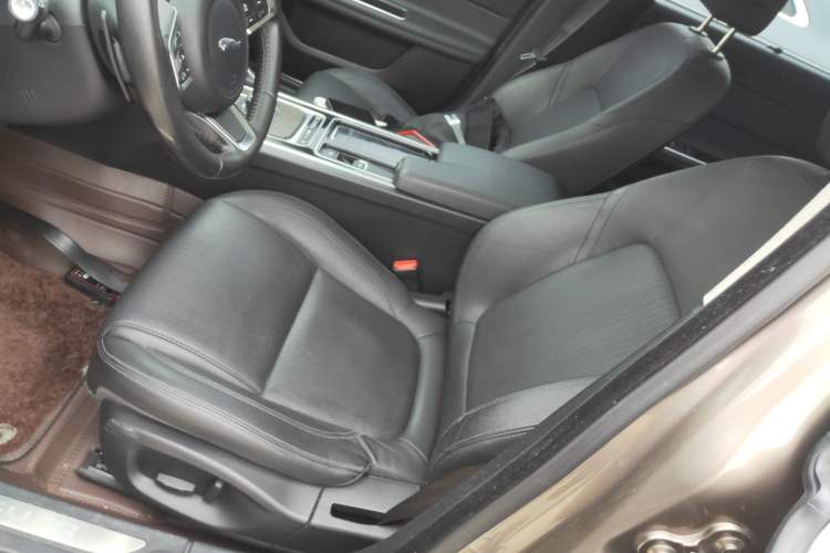 Used Jaguar XFL 2018 XFL 2.0T 250 PS Luxury Edition