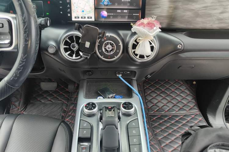 Used Tank 300 2021 Off-Road Edition 2.0T Challenger Audio And AC Panel