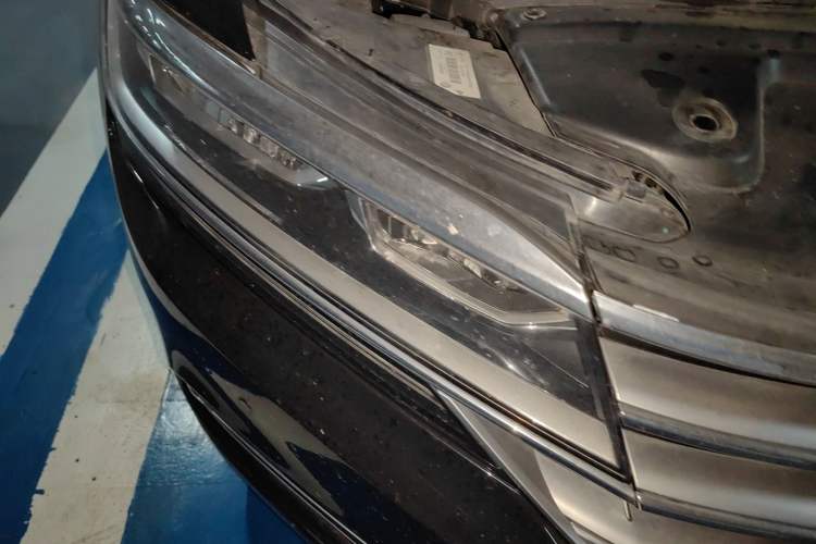 Used Volkswagen Phideon 2018 Revised Version 380TSI Two-Wheel Drive Business Edition
