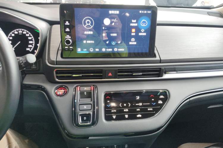 Used Honda Elysion 2024 2.0L eHEV Luxury Edition
