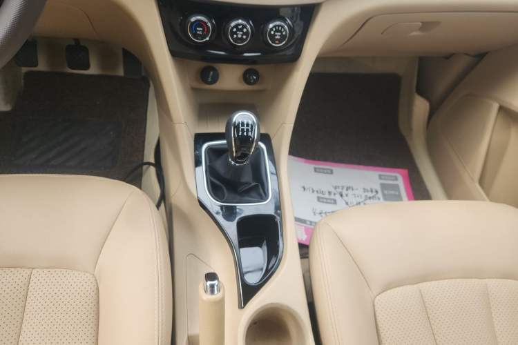 Used Baojun 730 2016 1.5L Manual Comfort Version 7 Seats China V Emission Standard