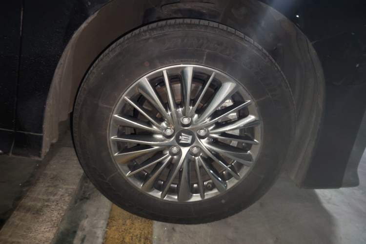 Used Toyota Vellfire 2021 Crown Dual-Engine 2.5L HV Supreme Edition
