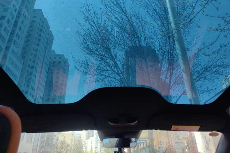 Used Xiaomi Auto YU7 2025 Ultra-Long Range High-Performance All-Wheel-Drive Max Edition Headliner