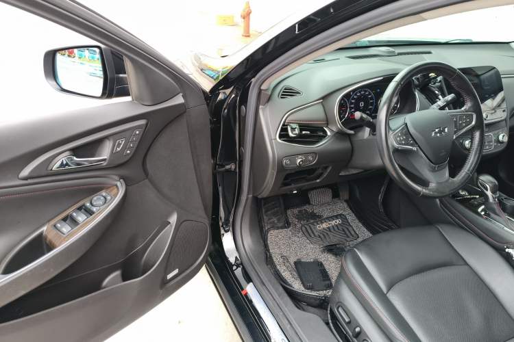 Used Chevrolet Malibu XL 2022 Redline 550T Automatic Smart Edition