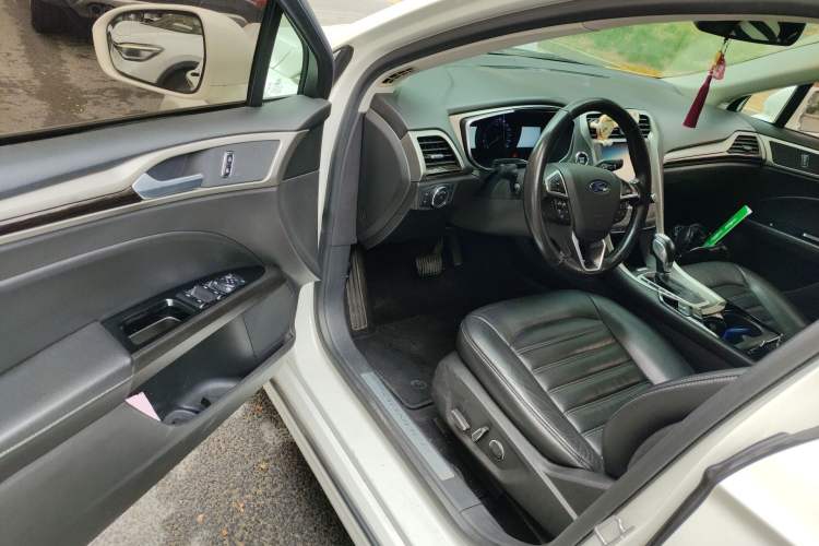 Used Ford Mondeo 2013 2.0L GTDi 200 Fashion Edition
