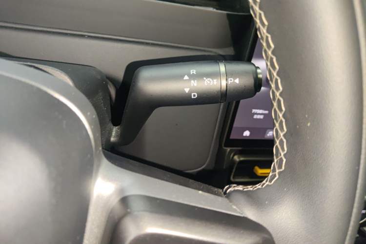 Used iCAR V23 2025 550 Two-Wheel Drive Intelligent Driving Version Gear Lever