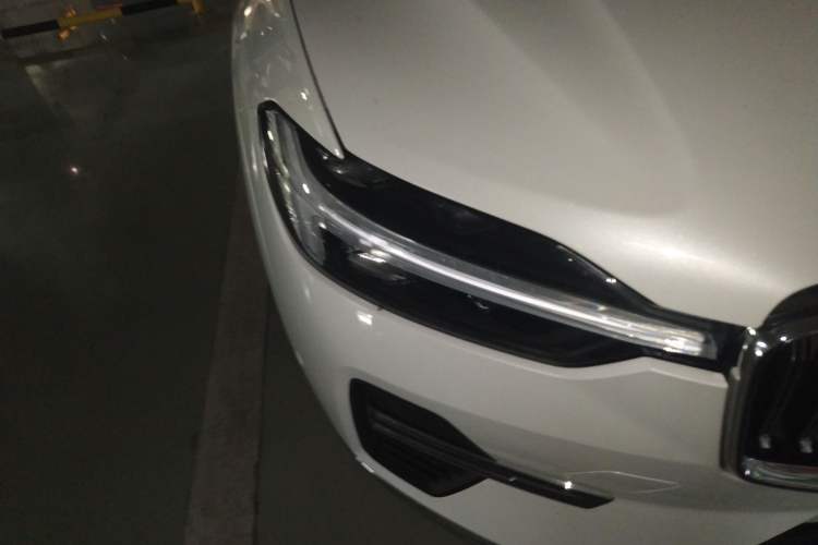 Used Volvo XC60 New Energy 2024 T8 Plug-in Hybrid Long-Range All-Wheel Drive Smart Luxury Edition
