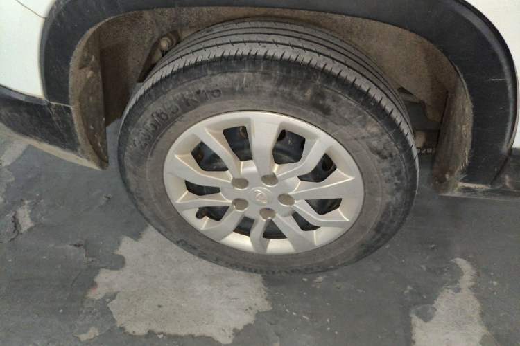 Used CHANGAN OSHAN X70A 2018 1.5L Manual Standard Edition
