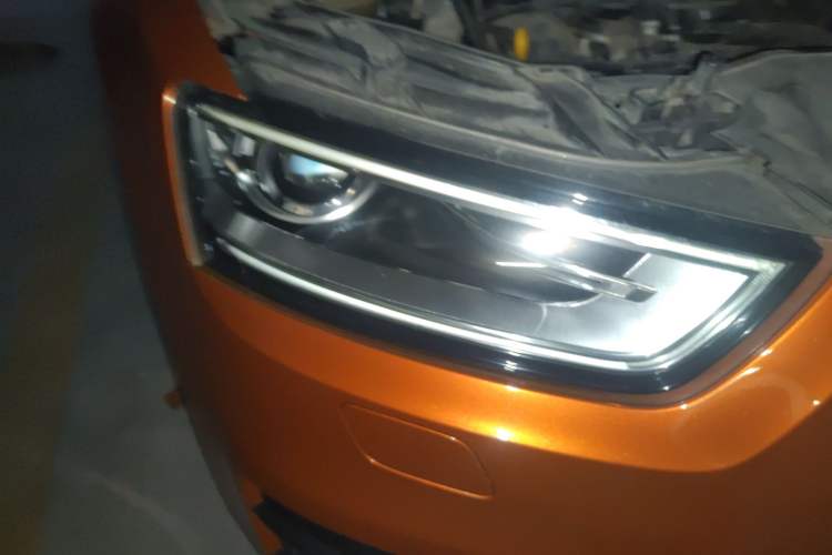 Used Audi Q3 2015 35 TFSI quattro Technology Edition Right Front Headlight