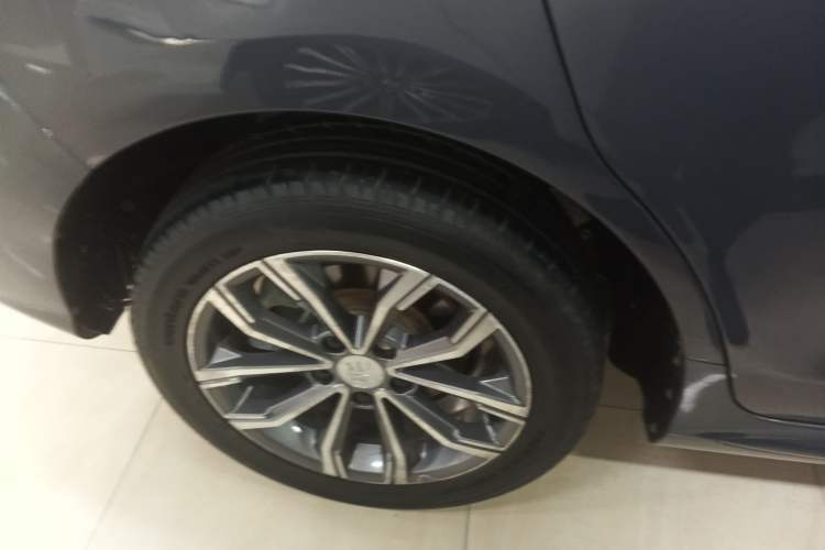 Used BYD Song MAX 2019 1.5T Automatic Smart Connect Ruiyi Sunroof Model 7 Seats China VI Standard