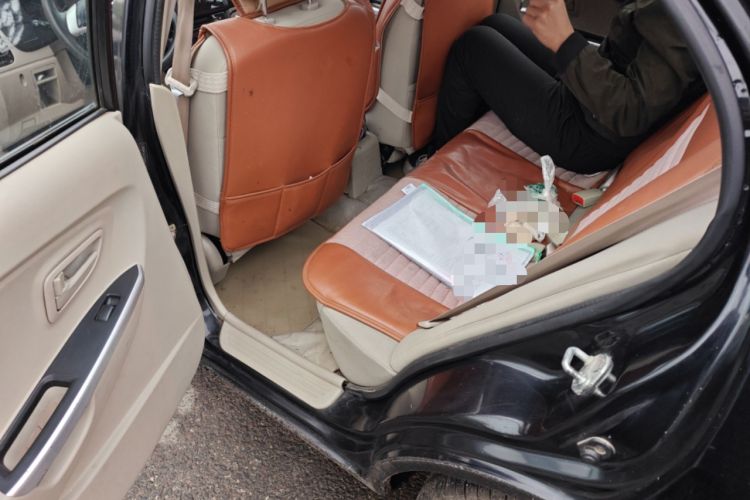 Used Soueast V3 Lingyue 2012 Revised Version 1.5L Manual Comfort Edition Left Rear Seat