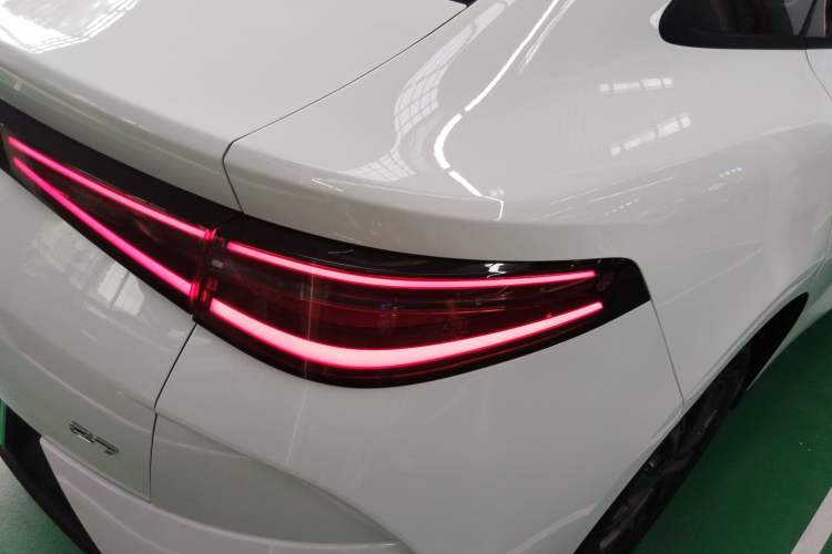 Used BYD e7 2025 Model 520 Smart Travel Edition