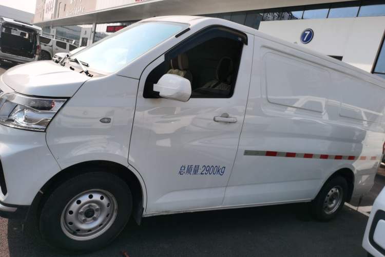 Used Chana Ruixing EM80 2023 Flat-Top Double-Door 2-Seater 60 kW 41.932 kWh