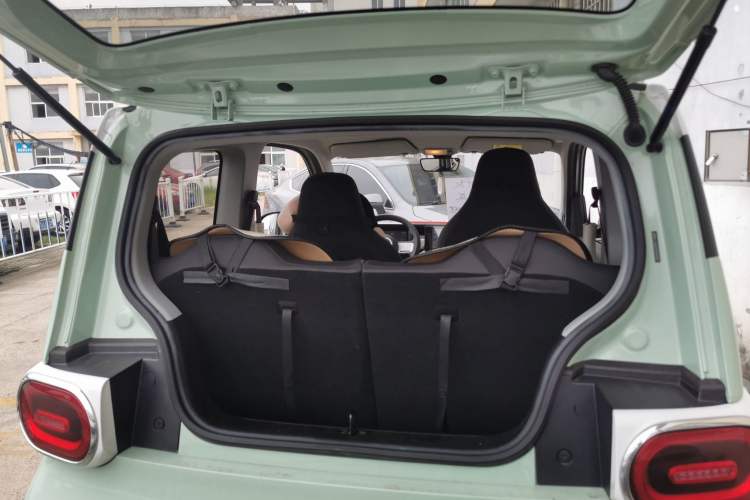 Used Wuling Hongguang MINIEV 2024 3rd Generation 215km Advanced Version