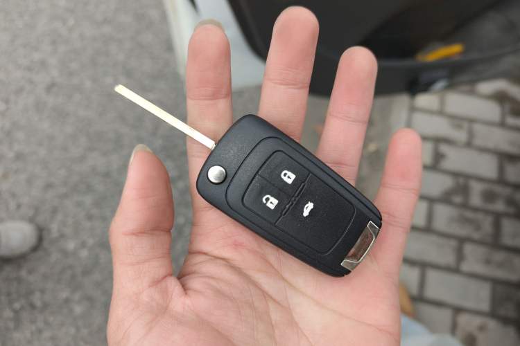 Used Chevrolet Cruze 2012 1.6L SE MT
